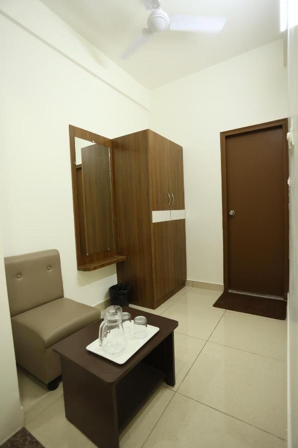 העיר בנגלור Hotel Sigma Suites מראה חיצוני תמונה