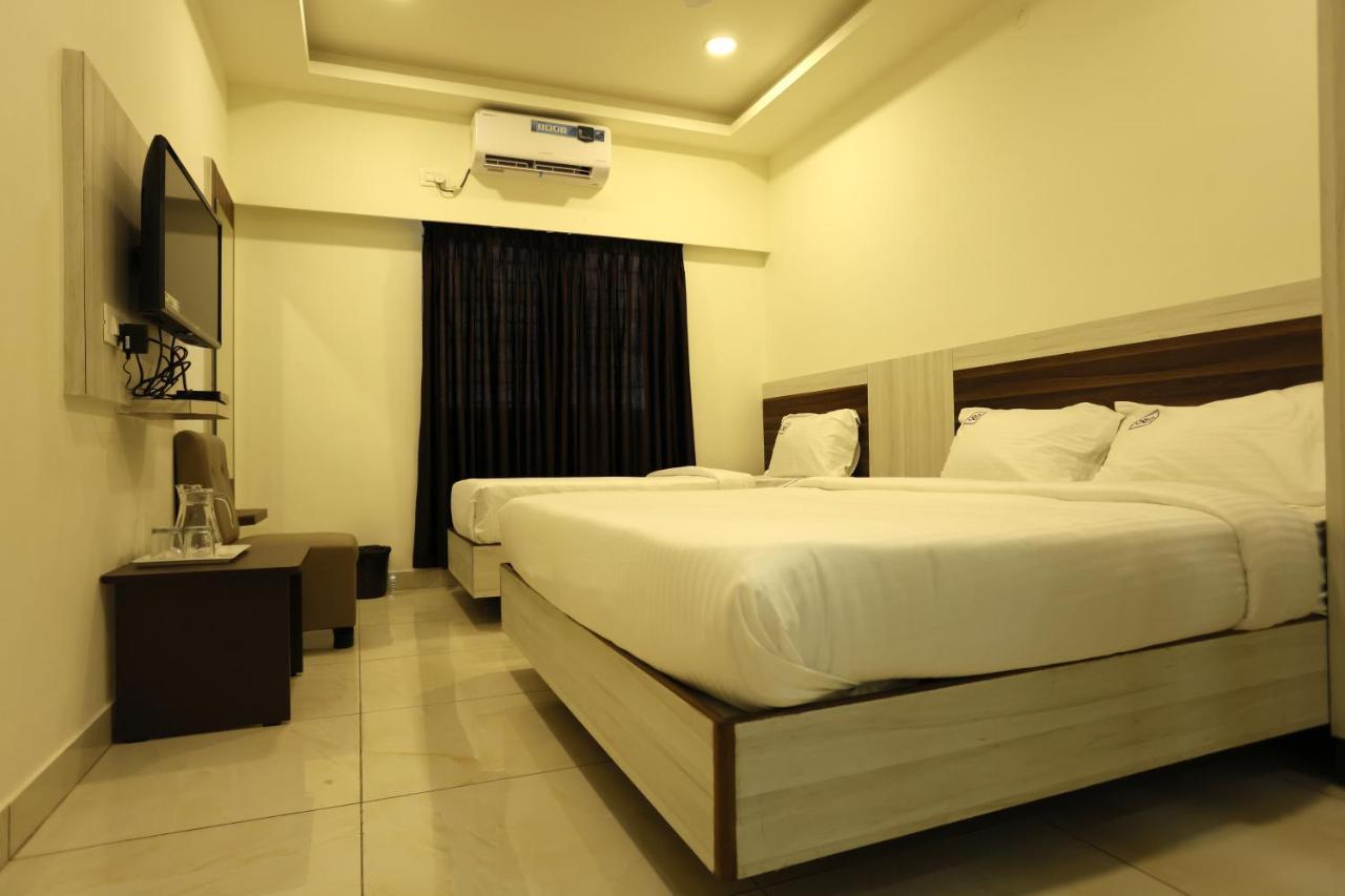 העיר בנגלור Hotel Sigma Suites מראה חיצוני תמונה