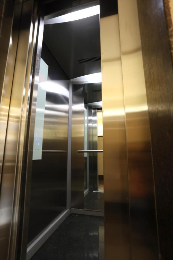 העיר בנגלור Hotel Sigma Suites מראה חיצוני תמונה