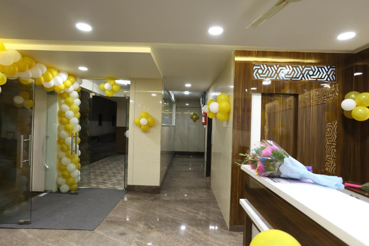 העיר בנגלור Hotel Sigma Suites מראה חיצוני תמונה